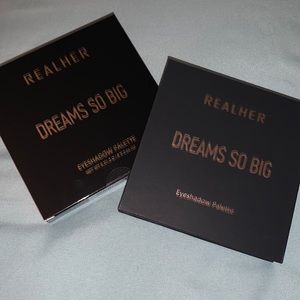 RealHer eyeshadow palette